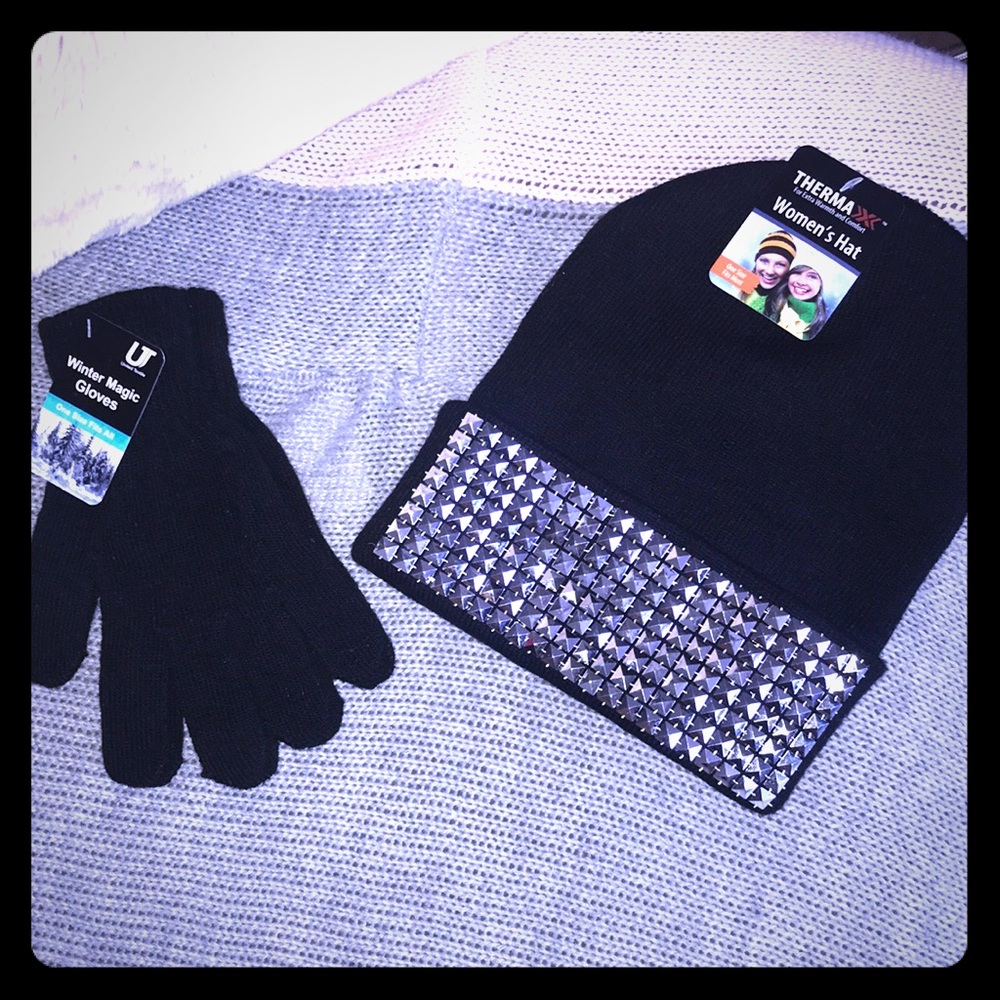 🧤☃️NWT ROCKSTAR HAT AND GLOVE SET!!☃️🧤 - Picture 2 of 8